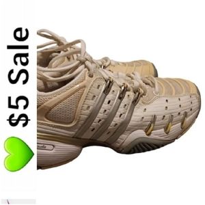 $5 Sale Adidas Barricade White Sneakers. Sz.7.